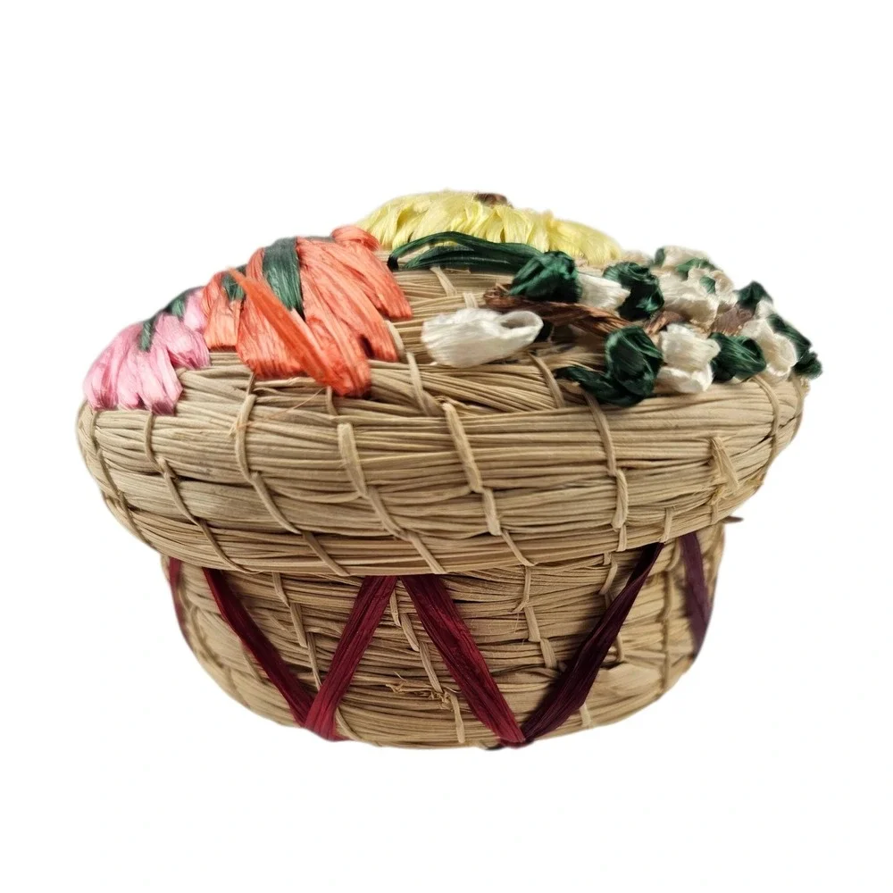 Woven Straw Basket with‎ Colorful Raffia Flowers Trinket Jewelry Box